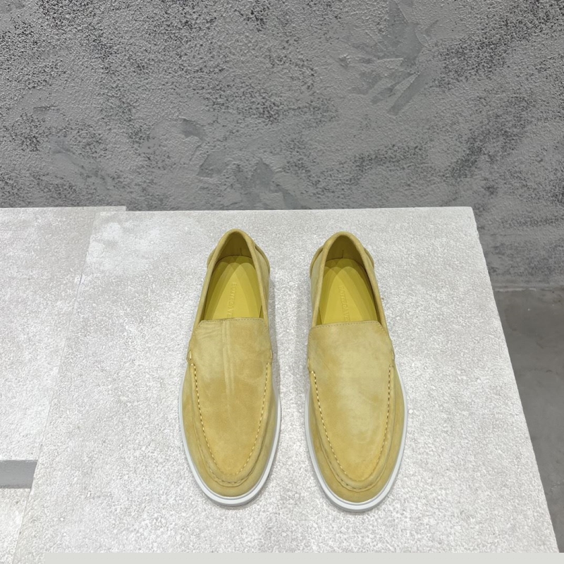 bo*te*ga Ve*ne*ta leather shoes